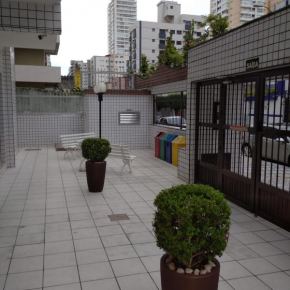 APARTAMENTO CANTO DO FORTE - PROXIMO A PRAIA